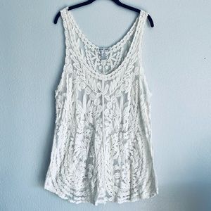 Cream Lace tank 🤍